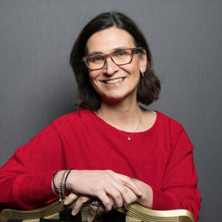 Dr Amy Gaglia Essletzbichler